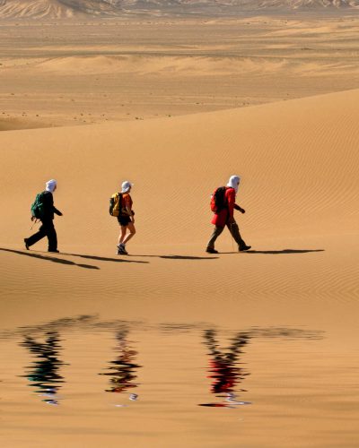 randonneurs-dans-le-desert maroc